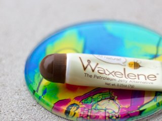 waxelene lip tube